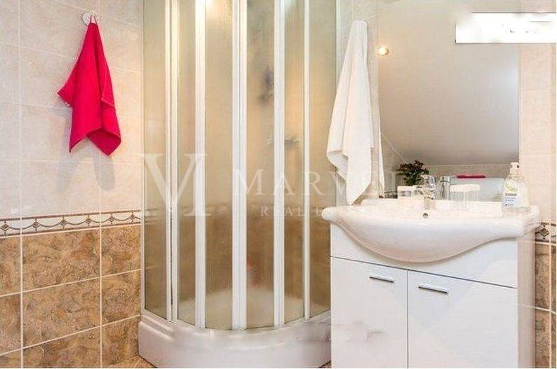 Apartman s okucnicom, Prodaja, Omisalj, Njivice