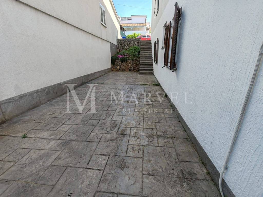 Apartman s okucnicom, Prodaja, Malinska-dubasnica, Malinska