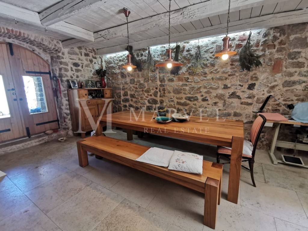 Kamena kuca, Prodaja, Krk, Krk