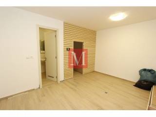 House, Sale, Zagreb