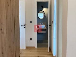 Luksuzna vila, Prodaja, Supetar, Škrip