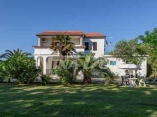 House with apartments, Sale, Privlaka, Privlaka