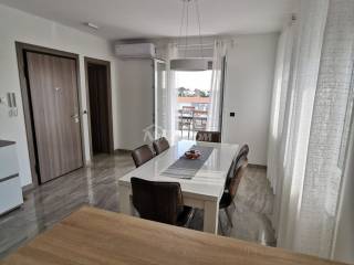 Luksuzni apartman, Prodaja, Vir, Vir