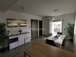 Luksuzni apartman, Prodaja, Vir, Vir