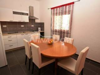 House with apartments, Sale, Vir, Vir