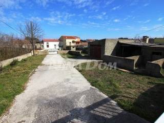 Stone house, Sale, Vir, Vir