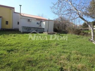Kamena kuca, Prodaja, Vir, Vir