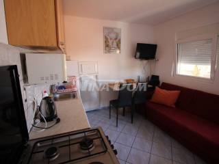 House with apartments, Sale, Vir, Vir