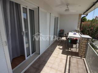 House with apartments, Sale, Vir, Vir
