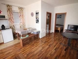 House with apartments, Sale, Vir, Vir