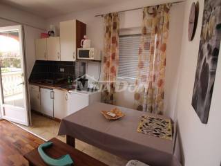 House with apartments, Sale, Vir, Vir