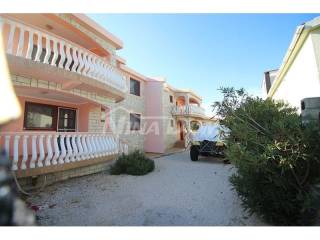 House with apartments, Sale, Vir, Vir