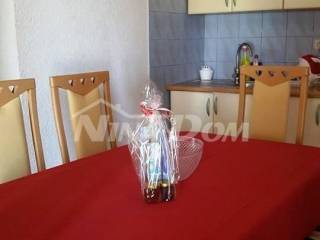 House with apartments, Sale, Vir, Vir