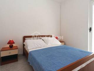 House with apartments, Sale, Vir, Vir