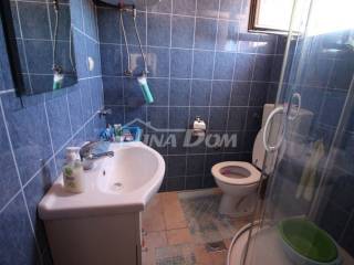 House with apartments, Sale, Vir, Vir
