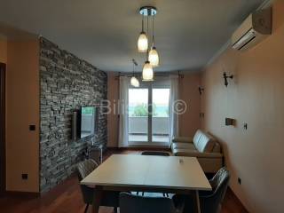 Flat in a building, Rent, Split, Split