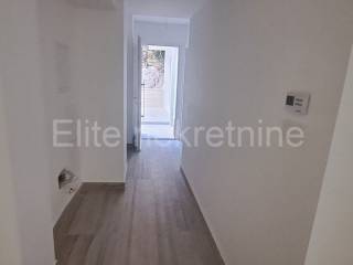 Flat in a villa, Sale, Rijeka, Zapad