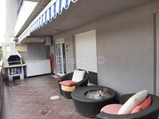 Flat in a building, Rent, Split, Split