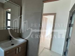 Flat in an urban villa, Sale, Tisno, Jezera