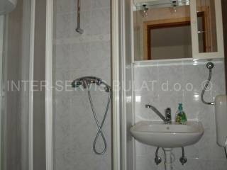 House with apartments, Sale, Obrovac, Kruševo