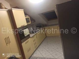 Flat in a building, Sale, Solin, Japirko