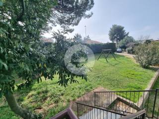 House by the sea, Sale, Novigrad, Novigrad