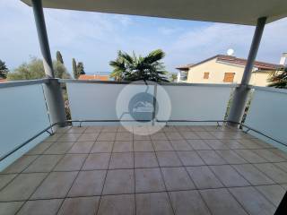 House by the sea, Sale, Novigrad, Novigrad