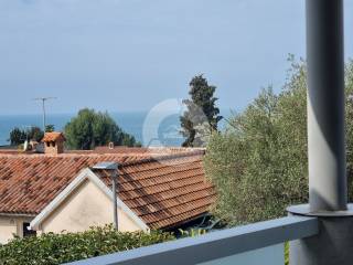 House by the sea, Sale, Novigrad, Novigrad
