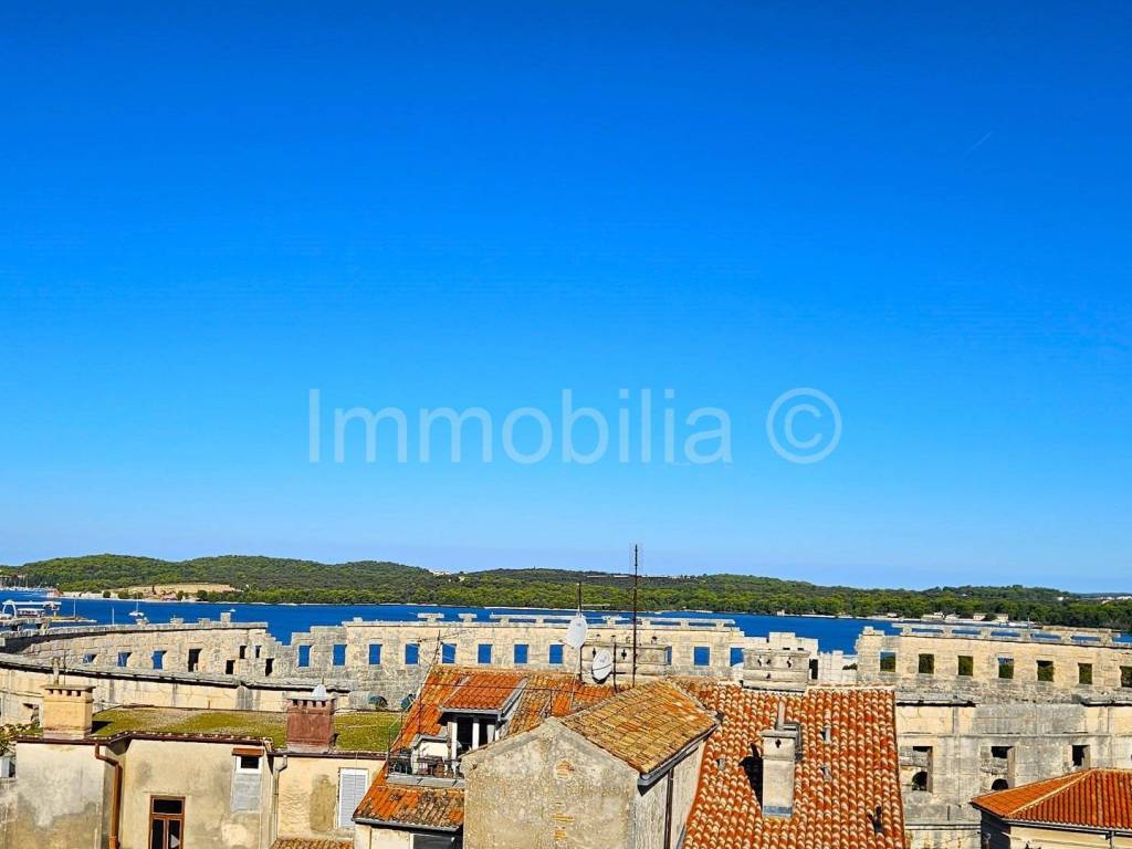 Pula, Pula