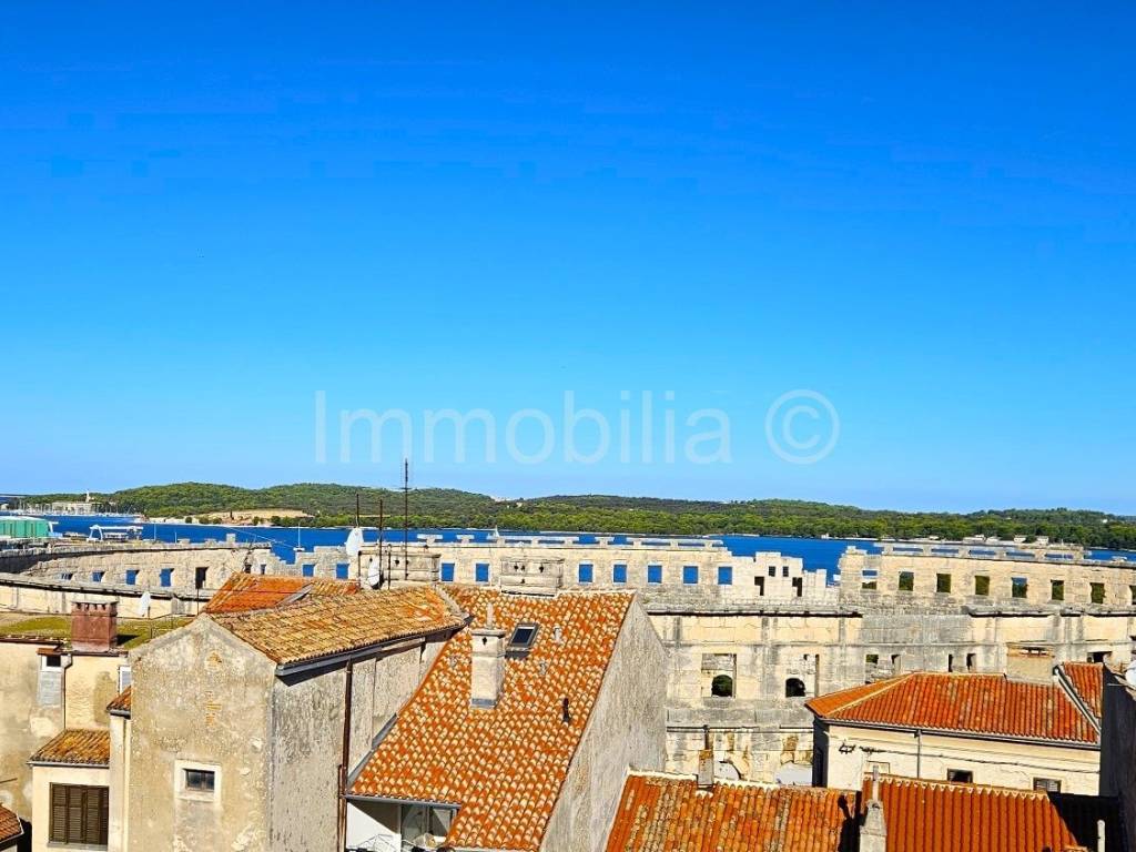 Pula, Pula