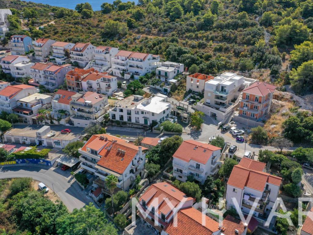 Hvar, Hvar