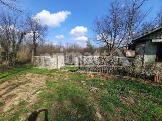 Ruin, Sale, Ogulin, Desmerice