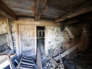 Ruin, Sale, Ogulin, Desmerice