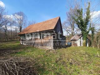 Ruin, Sale, Ogulin, Desmerice
