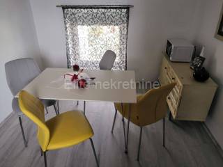 Flat in a building, Rent, Lovran, Lovran