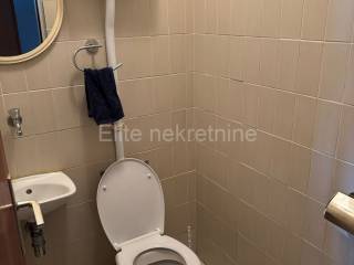 Flat in a building, Rent, Rijeka, Zapad
