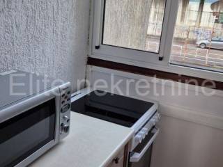 Flat in a building, Rent, Rijeka, Zapad