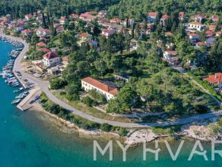 Jelsa, Vrboska
