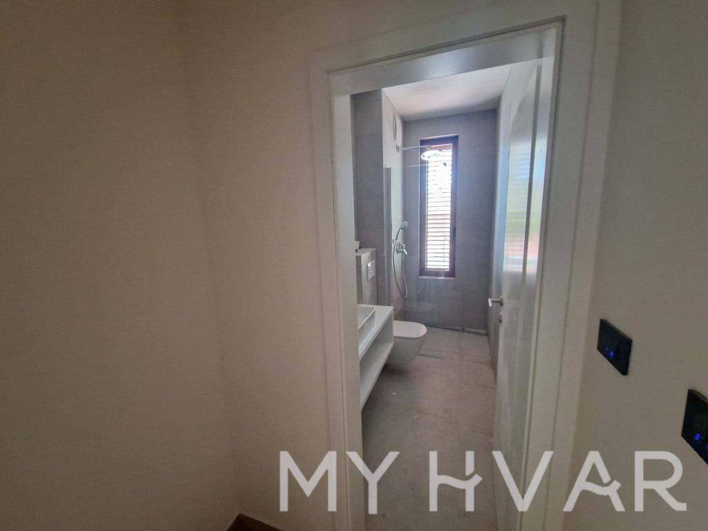 Apartmanska kuca, Prodaja, Jelsa, Jelsa