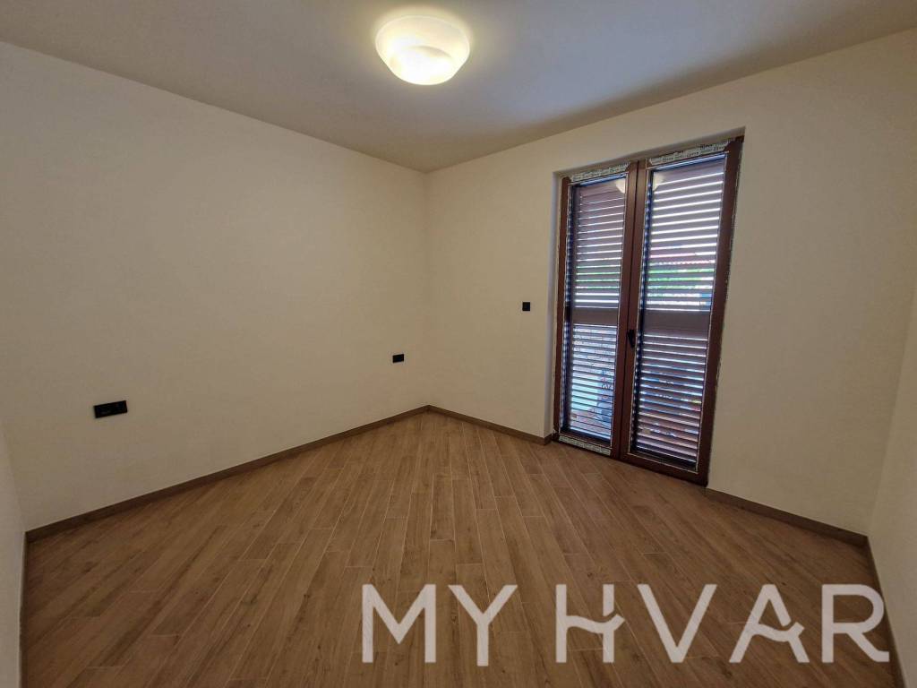 Apartmanska kuca, Prodaja, Jelsa, Jelsa