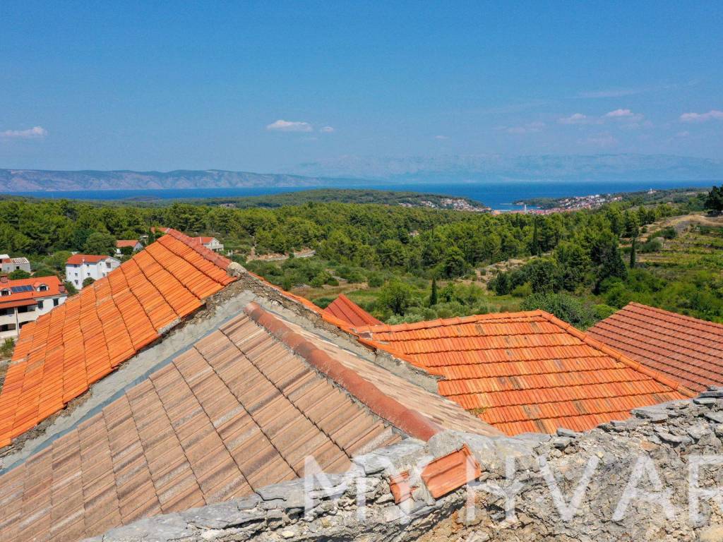 Kamena kuca, Prodaja, Jelsa, Pitve