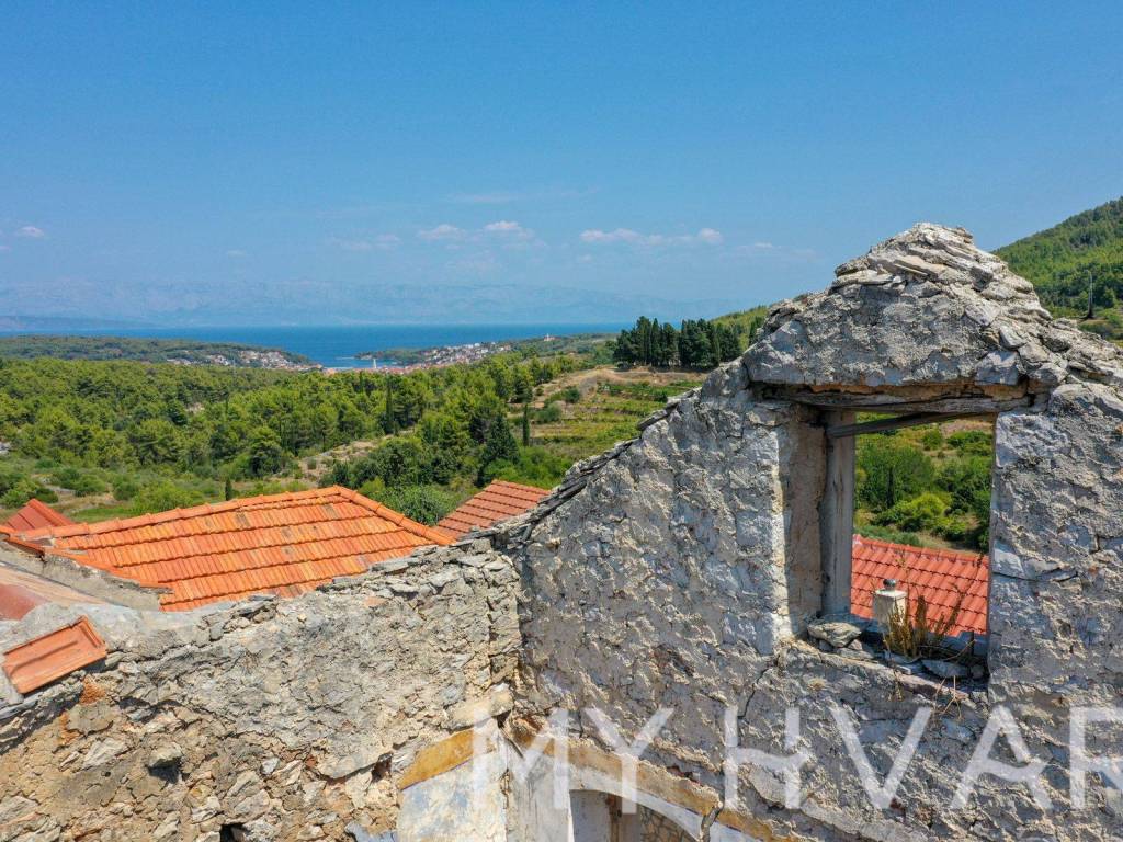 Kamena kuca, Prodaja, Jelsa, Pitve