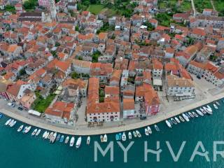 Kamena kuca, Prodaja, Stari grad, Stari Grad