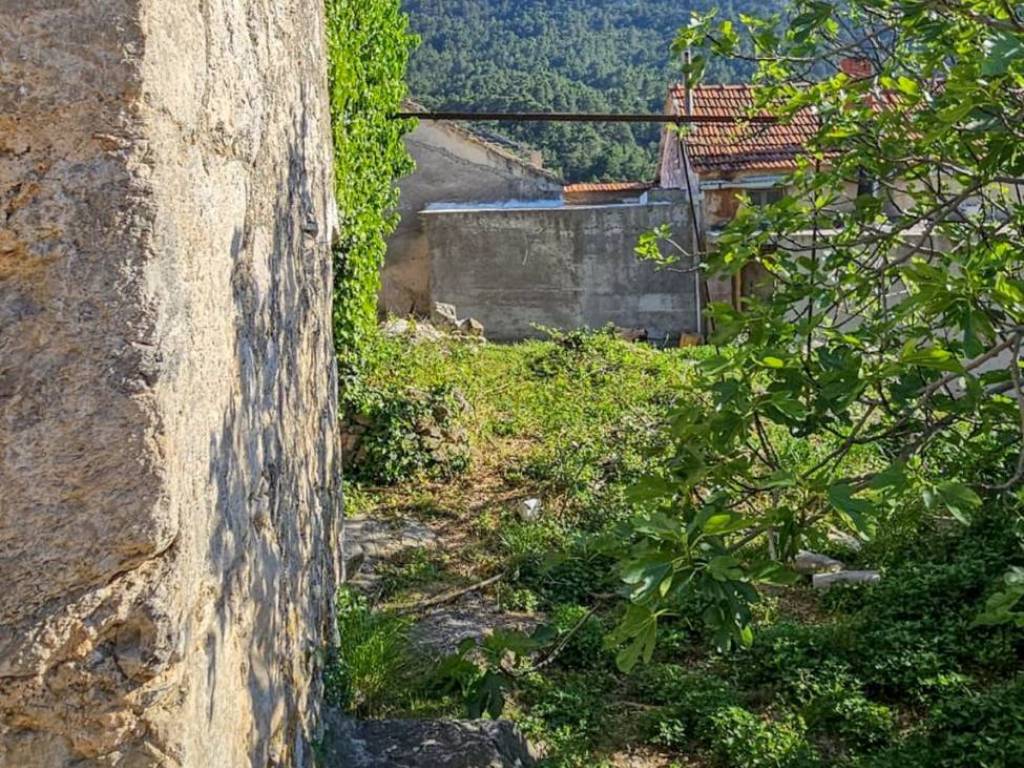 Kamena kuca, Prodaja, Jelsa, Vrisnik