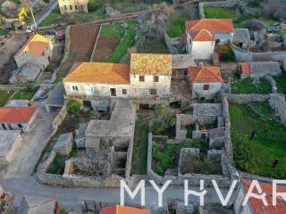 Kamena kuca, Prodaja, Jelsa, Poljica