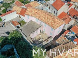 Kamena kuca, Prodaja, Jelsa, Pitve