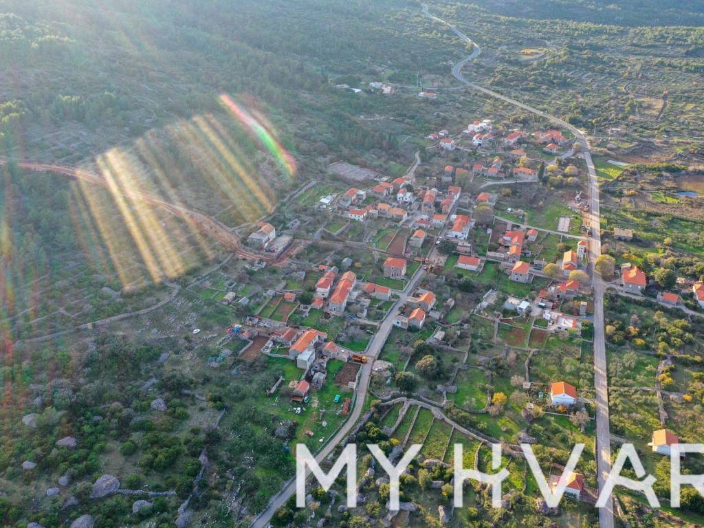 Kamena kuca, Prodaja, Jelsa, Poljica