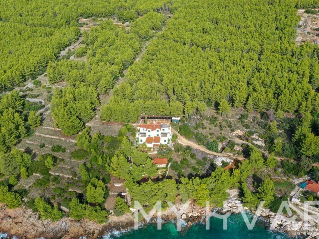 Gradjevinsko zemljiste, Prodaja, Jelsa, Zavala