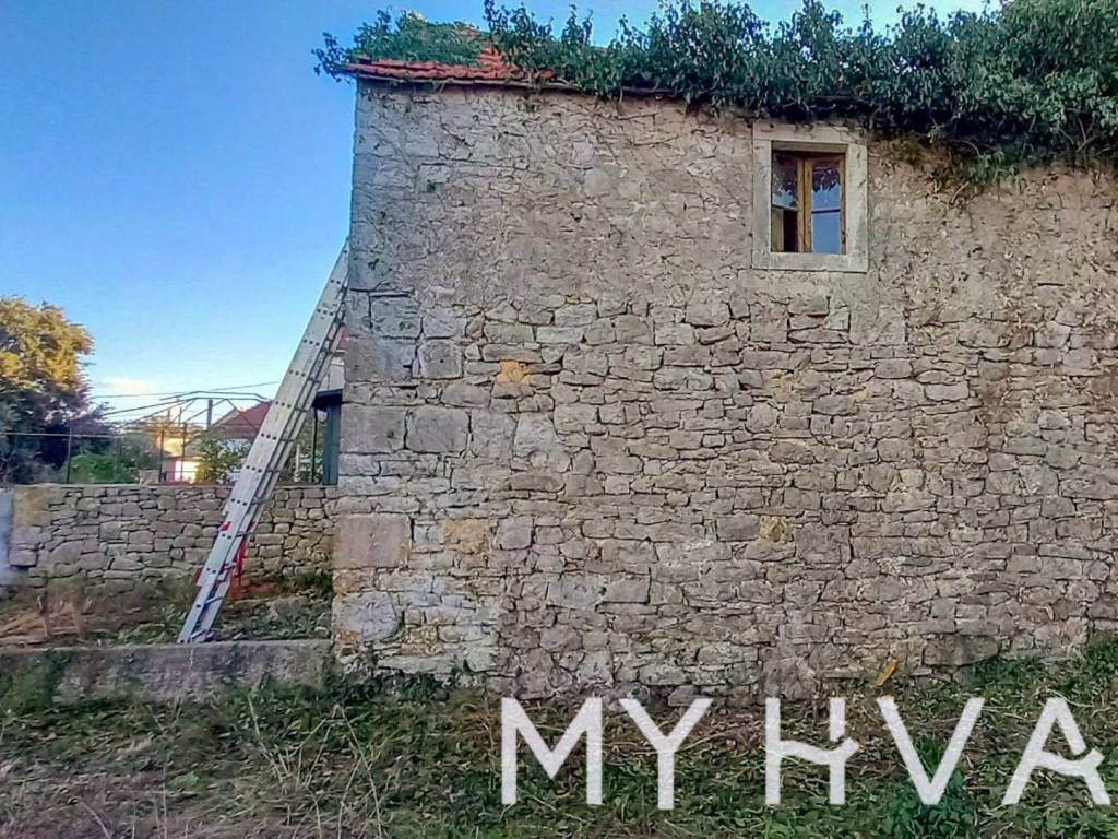 Kamena kuca, Prodaja, Sucuraj, Bogomolje