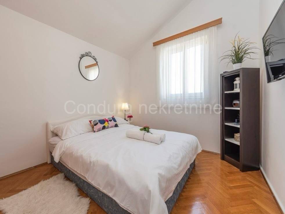 Apartmanska kuca, Prodaja, Privlaka, Privlaka